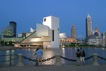 фото отеля Doubletree Cleveland Downtown / Lakeside