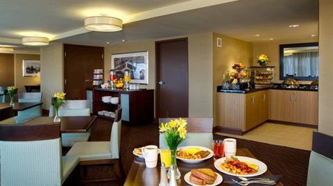 фото отеля Doubletree Cleveland Downtown / Lakeside