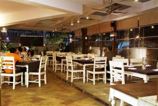 фото отеля Sterling Suites off MG Road
