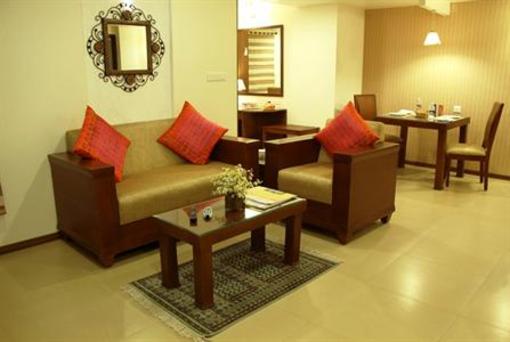 фото отеля Sterling Suites off MG Road