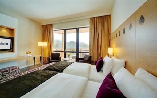 фото отеля Radisson Blu Resort, Bukovel