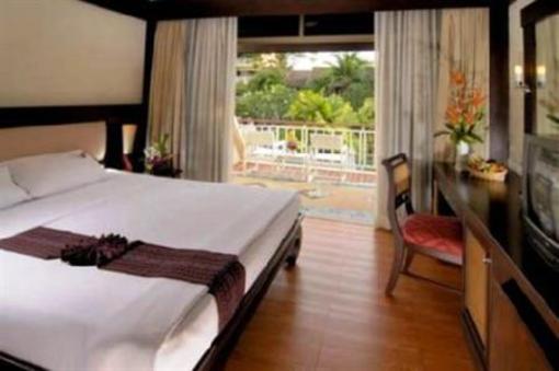 фото отеля Thara Patong Beach Resort & Spa