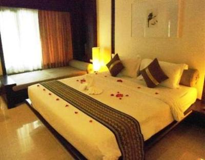 фото отеля Thara Patong Beach Resort & Spa