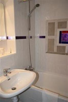 фото отеля Kyriad Hotel Marseille Martigues