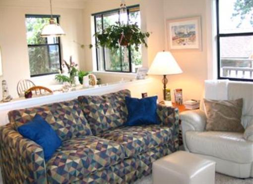 фото отеля Soundview Cottage B&B