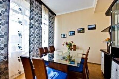 фото отеля Bed & Breakfast Bishkek