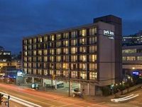 Park Inn & Suites on Broadway Vancouver