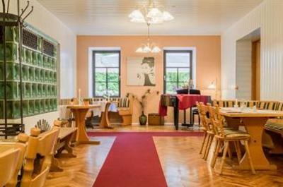 фото отеля Ungerberg - Erlebnisrestaurant Feriendomizil und Pension
