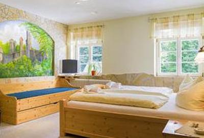 фото отеля Ungerberg - Erlebnisrestaurant Feriendomizil und Pension