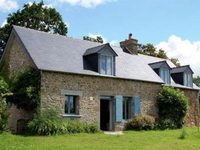 Les Volets Bleus Baguer-Morvan