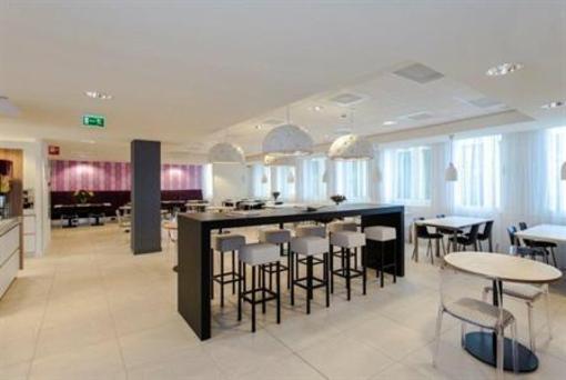 фото отеля Holiday Inn Express Arnhem