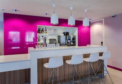 фото отеля Holiday Inn Express Arnhem
