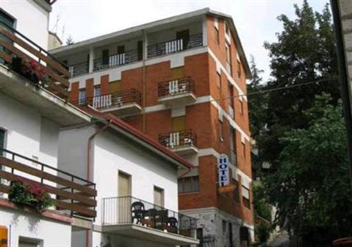 фото отеля Denardis Hotel