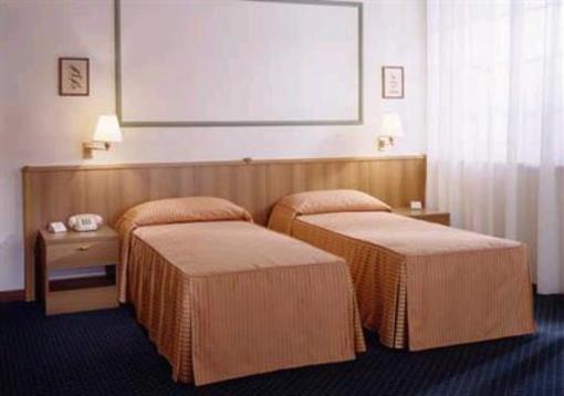 фото отеля Denardis Hotel