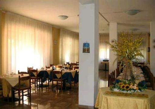 фото отеля Denardis Hotel