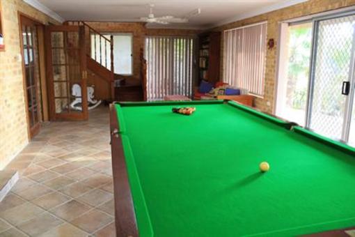 фото отеля Lake House Bed and Breakfast Mannering Park