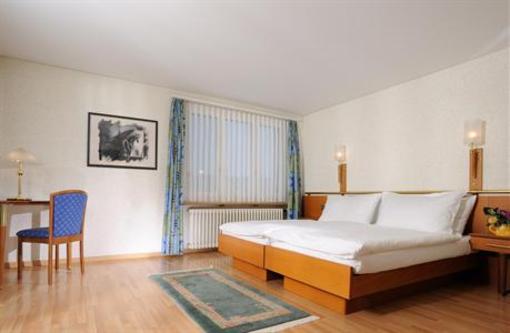 фото отеля Gasthaus zum Rossli