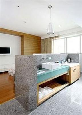фото отеля Muse City Hotel