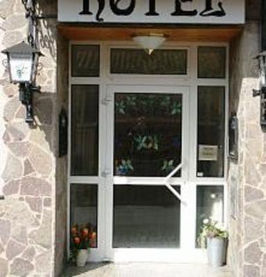 фото отеля Hotel Schierstein Stockstadt am Main