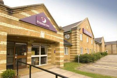 фото отеля Premier Inn Aldershot