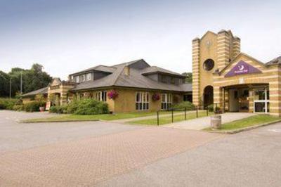 фото отеля Premier Inn Aldershot