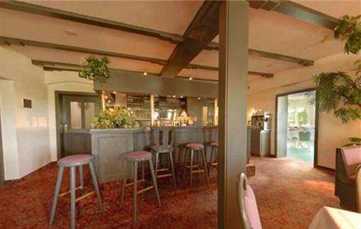 фото отеля Waldhotel & Restaurant Bergschlosschen