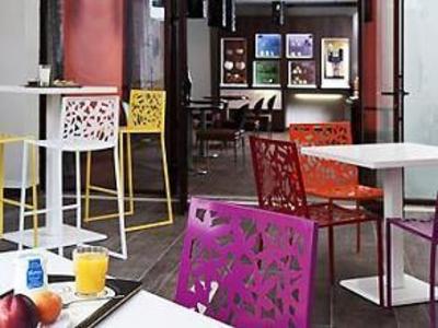 фото отеля Suite Novotel Perpignan Mediterranee