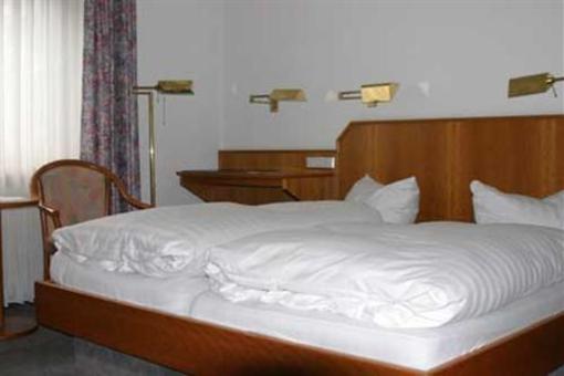 фото отеля Hotel Ristorante Ätna Ulrichstein