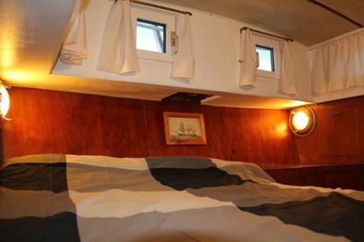фото отеля La Colombe Holiday Boat