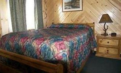 фото отеля Big Bear Frontier Cabins & Hotel