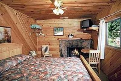 фото отеля Big Bear Frontier Cabins & Hotel