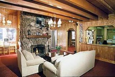 фото отеля Big Bear Frontier Cabins & Hotel