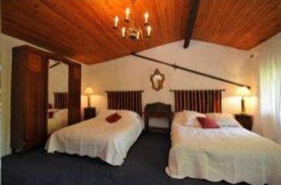 фото отеля Auberge De L'Orangerie Piolenc