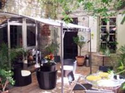 фото отеля Auberge De L'Orangerie Piolenc