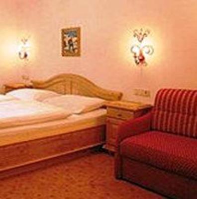 фото отеля Appartements und Zimmer Stocklbauer Pension