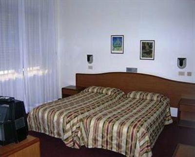 фото отеля Hotel Cristallo Cattolica