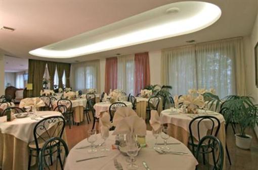 фото отеля Hotel Cristallo Cattolica