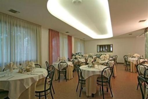 фото отеля Hotel Cristallo Cattolica