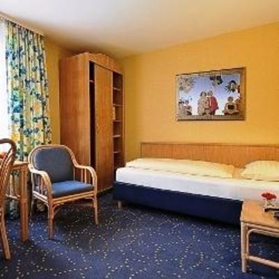 фото отеля Hessischer Hof Ober-Ramstadt