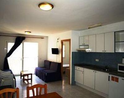 фото отеля Apartamentos Nautic