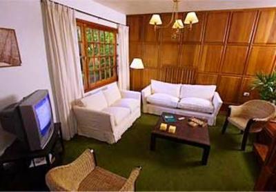 фото отеля Hostal del Esquiador