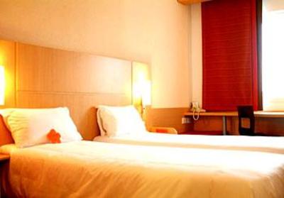 фото отеля Hotel Ibis Jiangmen Xiqu