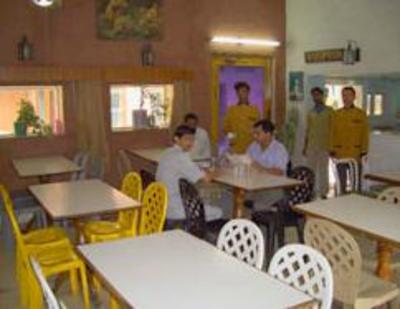 фото отеля Gaurav Hotel Goverdhan