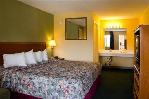 фото отеля Oak Tree Inn - Irvine