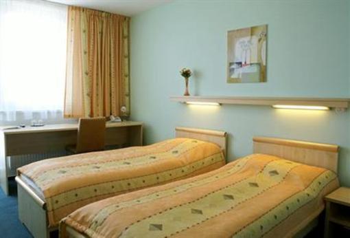 фото отеля Hotel Akademie Nahac