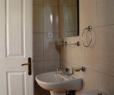 фото отеля Uc Mevsim Otel