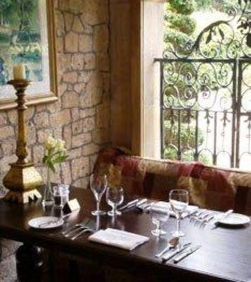фото отеля Antonia Fraser's B&B