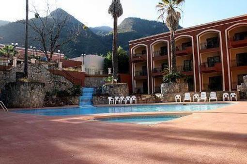 фото отеля Hacienda Cola de Caballo Hotel Santiago (Nuevo Leon)