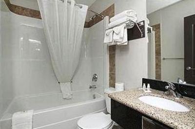 фото отеля Alberta Inn & Suites