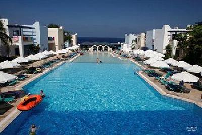 фото отеля Eleni Holiday Village